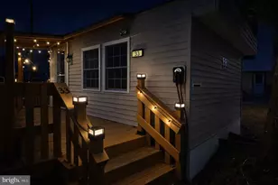 33 Squaw Cir, Barto, PA 19504 - Photo 2