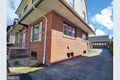 312 Reading Avenue, Reading, PA 19611 - Photo 8