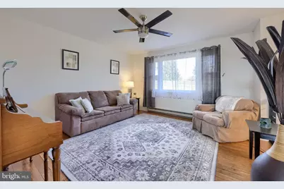 433 Sleepy Hollow Drive, Mohrsville, PA 19541 - Photo 4