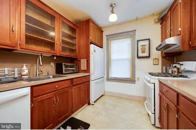 2446 Grandview Avenue, Reading, PA 19606 - Photo 12