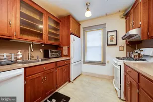 2446 Grandview Ave, Reading, PA 19606 - Photo 12