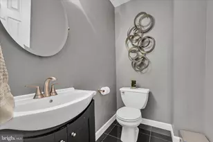247 Bainbridge Cir, Reading, PA 19608 - Photo 6