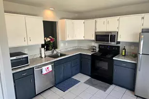 42-6 Laurel Springs Ln, Reading, PA 19606 - Photo 2