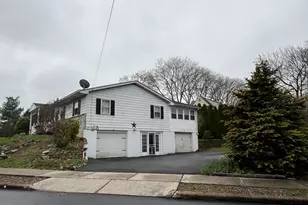 2 Locust Ln, Womelsdorf, PA 19567 - Photo 2