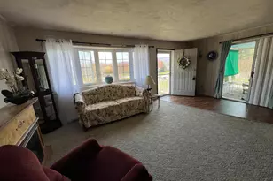 2 Locust Ln, Womelsdorf, PA 19567 - Photo 6