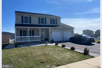 121 Nantucket Drive, Reading, PA 19605 - Photo 1