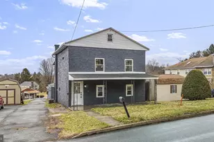 837 Philadelphia Ave, Reading, PA 19607 - Photo 1