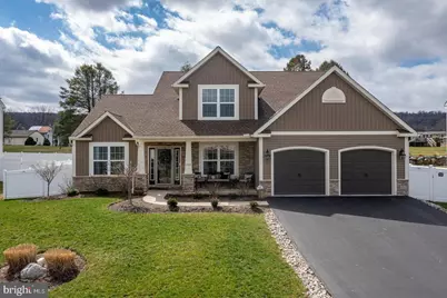 168 Sianna Circle, Wernersville, PA 19565 - Photo 2