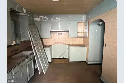 2414/2416 Kutztown Road, Reading, PA 19605 - Photo 8