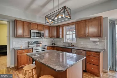 211 Oval Drive, Hamburg, PA 19526 - Photo 8