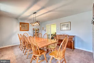 211 Oval Dr, Hamburg, PA 19526 - Photo 4