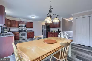 401 Harmony Ln, Douglassville, PA 19518 - Photo 8