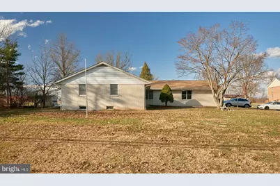 884 Ahrens Road, Reading, PA 19606 - Photo 6