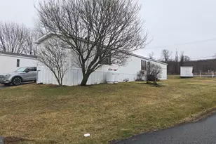 4 Walnut Ct, Fleetwood, PA 19522 - Photo 1