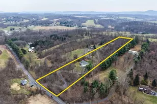 23 Cliff Side Ln, Wernersville, PA 19565 - Photo 88