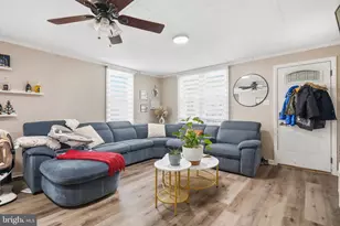 108 New Holland, Reading, PA 19607 - Photo 8