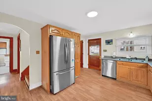 614 Florence Ave, Hamburg, PA 19526 - Photo 6