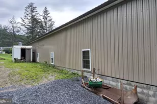 25 Crabgrass Ln, Mohnton, PA 19540 - Photo 4