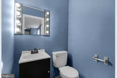 70 N Centre Avenue, Leesport, PA 19533 - Photo 8