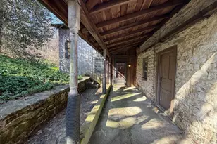 20 Ward Ln, Macungie, PA 18062 - Photo 4