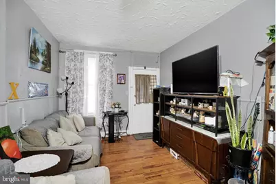 1427 N 10th Street, Reading, PA 19604 - Photo 4