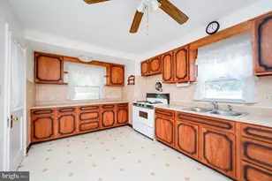 209 Carroll St, Reading, PA 19611 - Photo 20