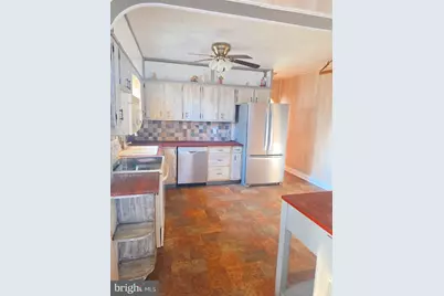 612 Crescent Avenue, Reading, PA 19605 - Photo 8