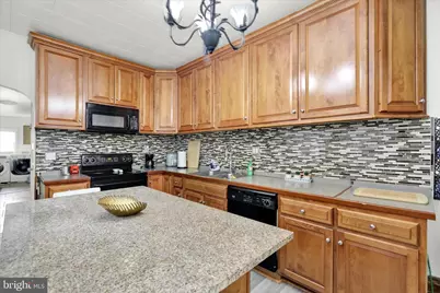 820 N 2nd Street, Reading, PA 19601 - Photo 8