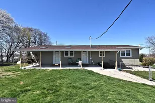 511 Freehall St, Mertztown, PA 19539 - Photo 4