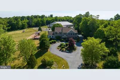 310 Mail Route, Sinking Spring, PA 19608 - Photo 2