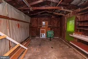 306 Port Clinton Ave, Hamburg, PA 19526 - Photo 12