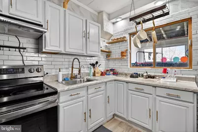 327 W Windsor Street, Reading, PA 19601 - Photo 10