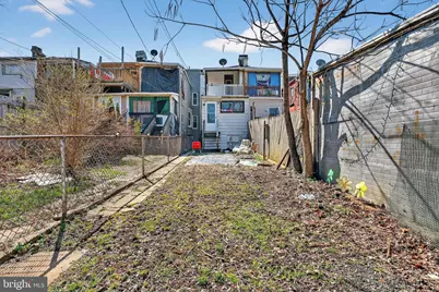 327 W Windsor Street, Reading, PA 19601 - Photo 22