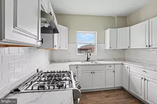 225 W Lancaster Ave, Reading, PA 19607 - Photo 8