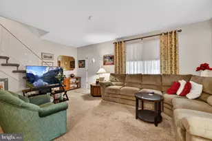 397 Pine St, Reading, PA 19611 - Photo 6