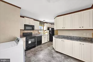 571 Schubert Rd, Bethel, PA 19507 - Photo 16