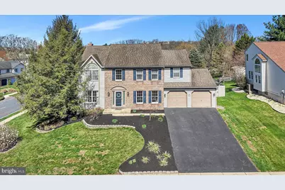 320 Daniel Street, Wernersville, PA 19565 - Photo 2