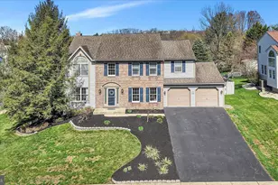 320 Daniel St, Wernersville, PA 19565 - Photo 2