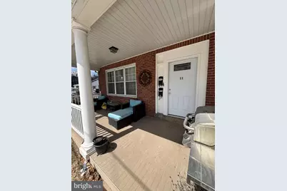 11 W Apt #1 Madison Street, Mohnton, PA 19540 - Photo 2