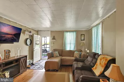 258 E Walnut Street, Kutztown, PA 19530 - Photo 4