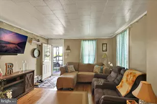 258 E Walnut St, Kutztown, PA 19530 - Photo 4