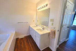 219 Berkshire Dr, Douglassville, PA 19518 - Photo 52