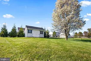 42 Nantucket Dr, Reading, PA 19605 - Photo 6