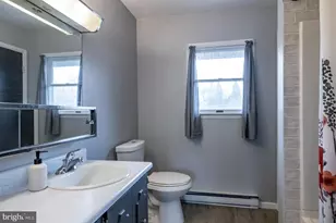 316 Morrison Rd, Reading, PA 19601 - Photo 10