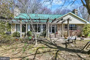 211 Orchard Rd, Fleetwood, PA 19522 - Photo 1