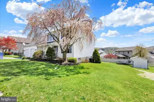 114 Eagles Ln, Reading, PA 19608 - Photo 36