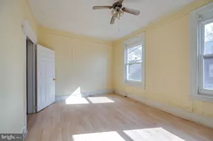 348 S 4th St, Reading, PA 19602 - Photo 30