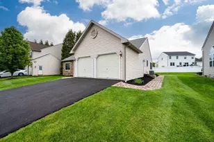 1013 Rosebud St, Reading, PA 19605 - Photo 10