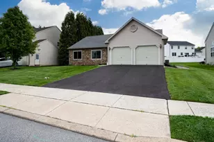 1013 Rosebud St, Reading, PA 19605 - Photo 10