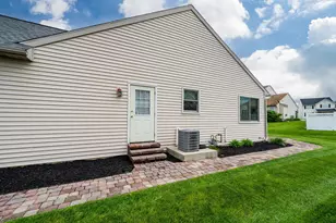 1013 Rosebud St, Reading, PA 19605 - Photo 12